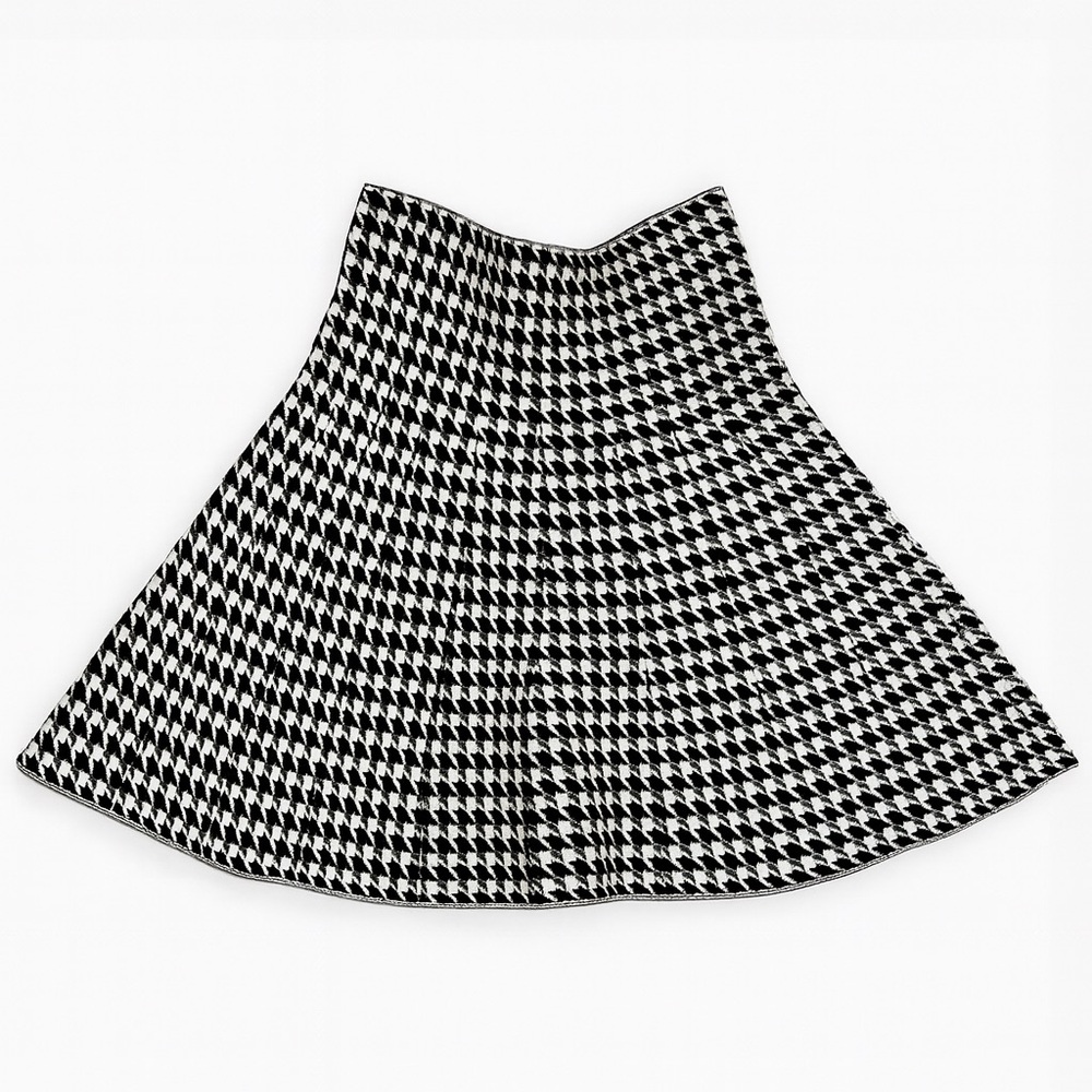 Max Studio Black & Ivory Houndstooth Knit A-Line Skirt S/M | Preppy Mod